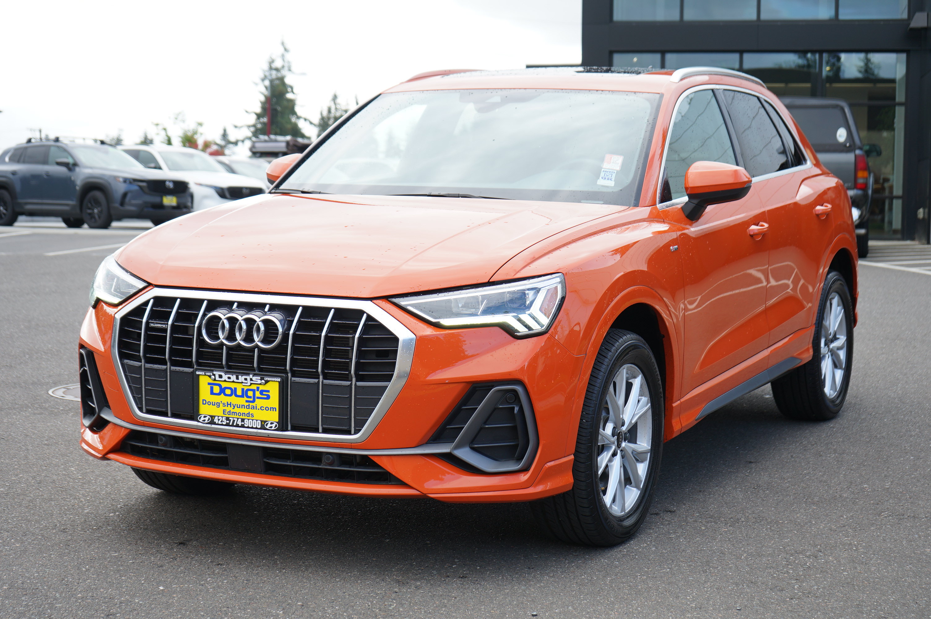 Used 2025 Audi Q3 2.0T Premium AWD/4WD image 9