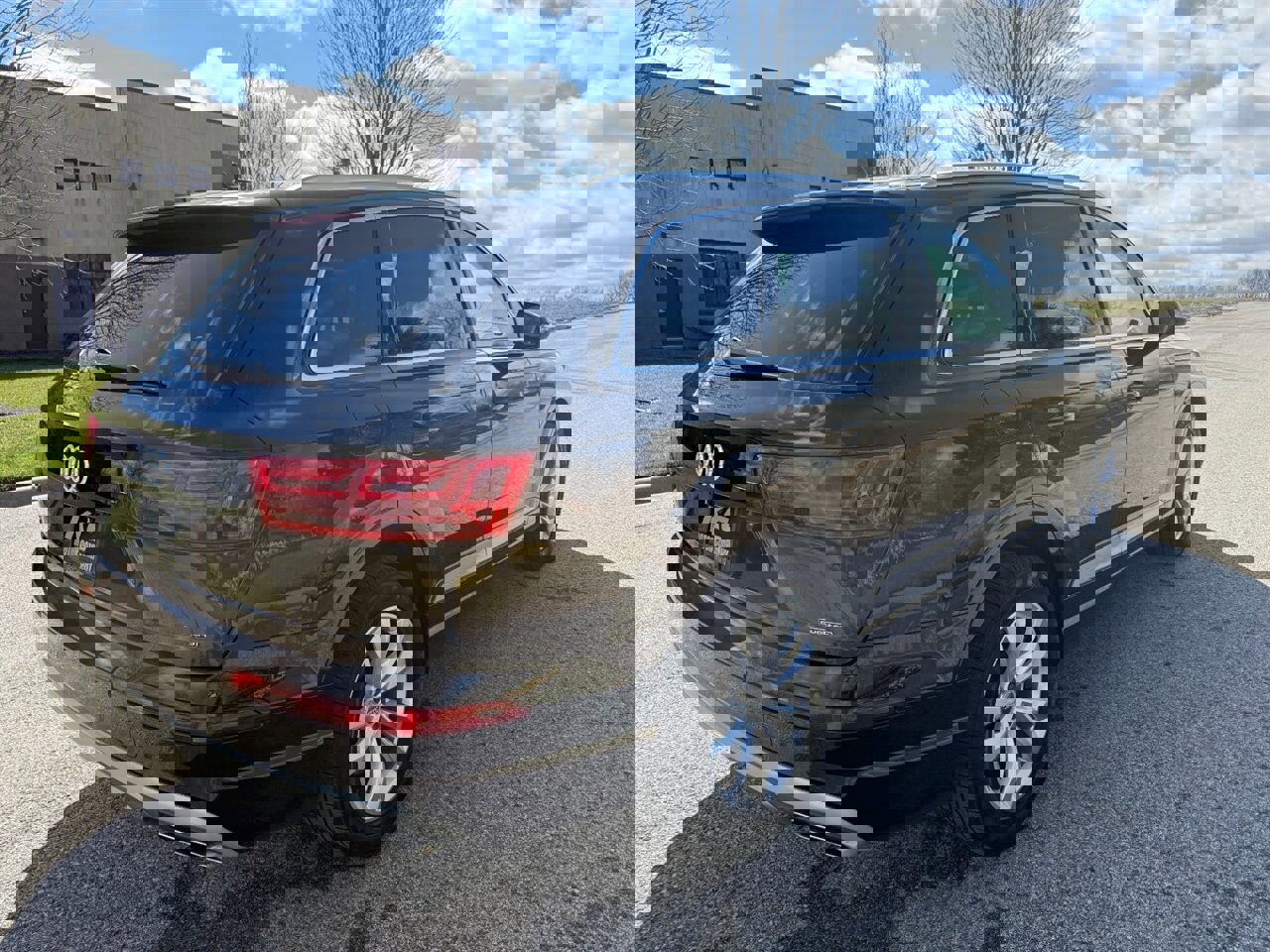 Used 2019 Audi Q7 2.0T Premium w/ Cold Weather Package image 6