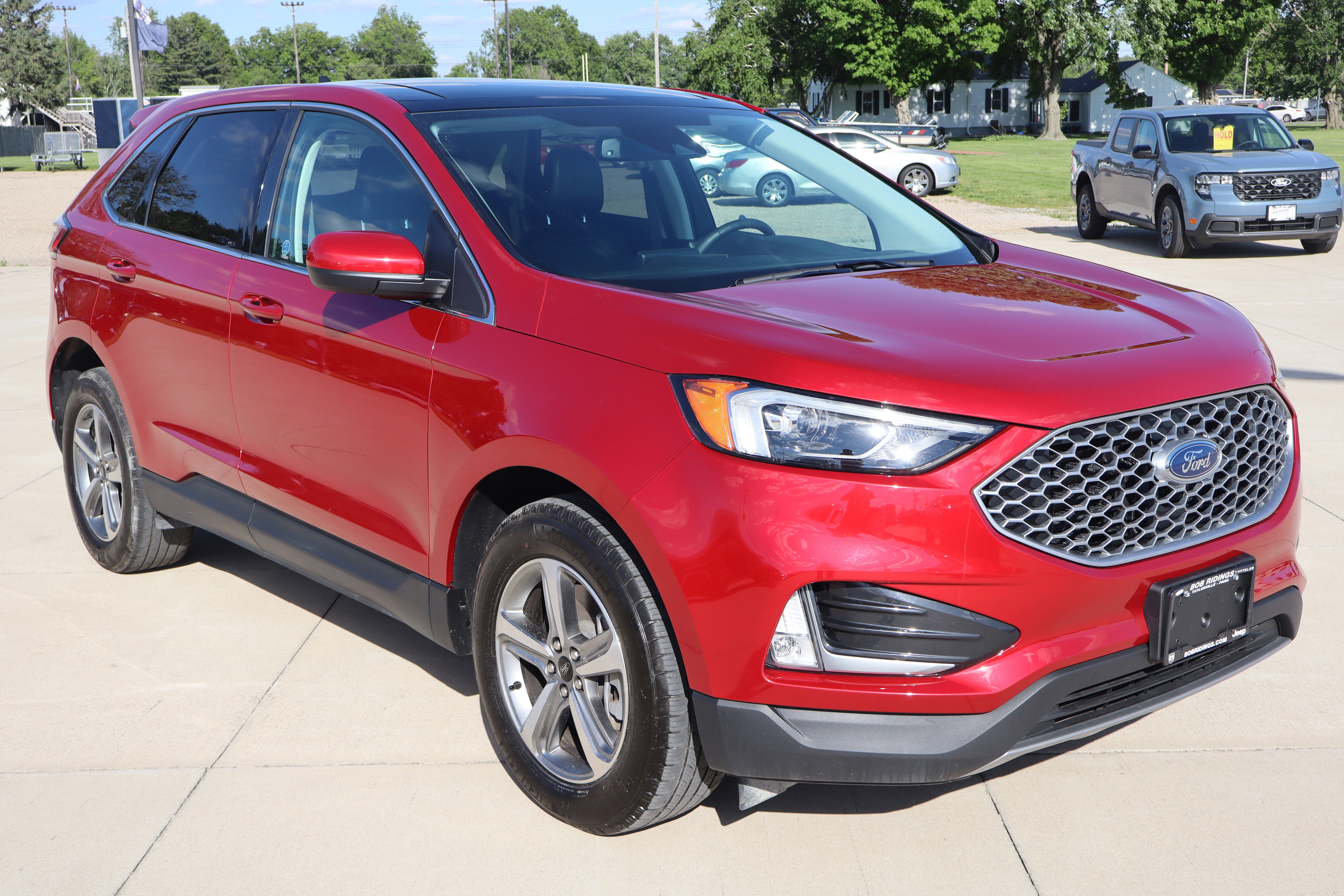 Used 2023 Ford Edge SEL w/ Convenience Package AWD/4WD image 4