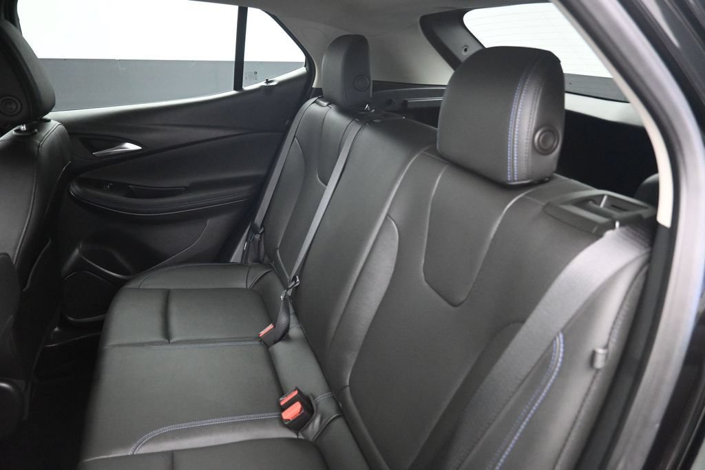 Used 2025 Buick Encore GX Sport Touring FWD image 22