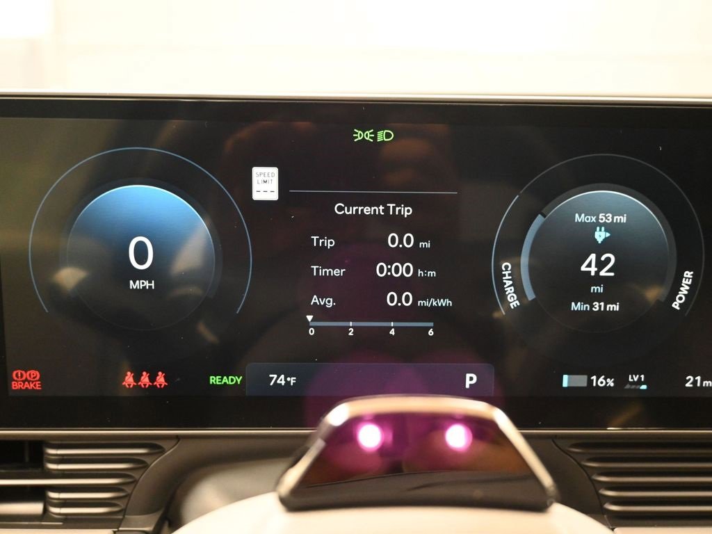 New 2025 Hyundai Ioniq 5 SEL image 26