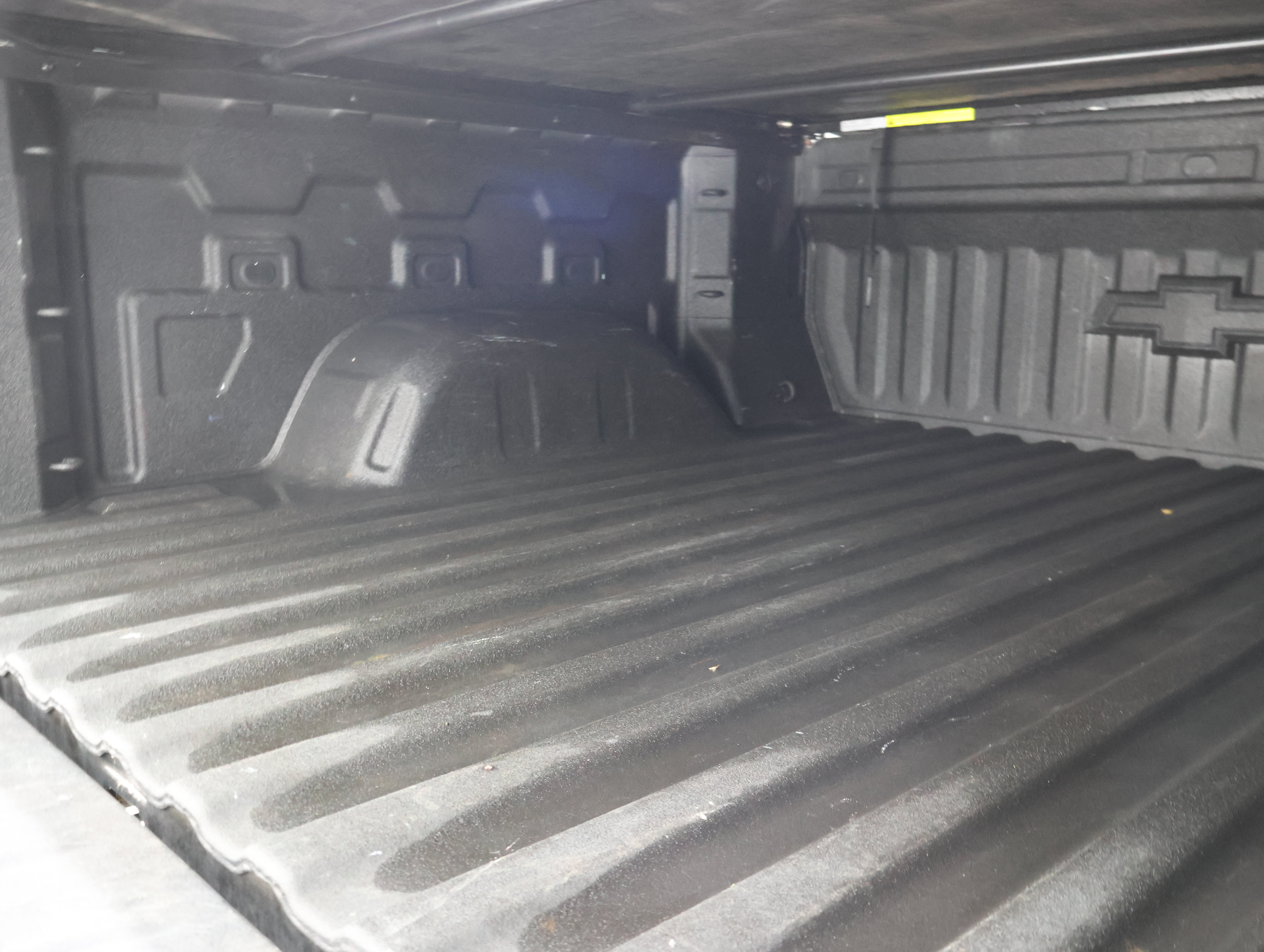 Used 2022 Chevrolet Silverado 1500 RST w/ Redline Edition AWD/4WD image 5