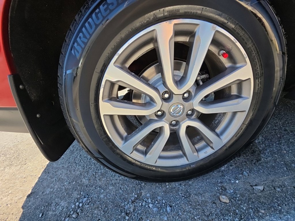 Used 2015 Nissan Pathfinder S FWD image 33