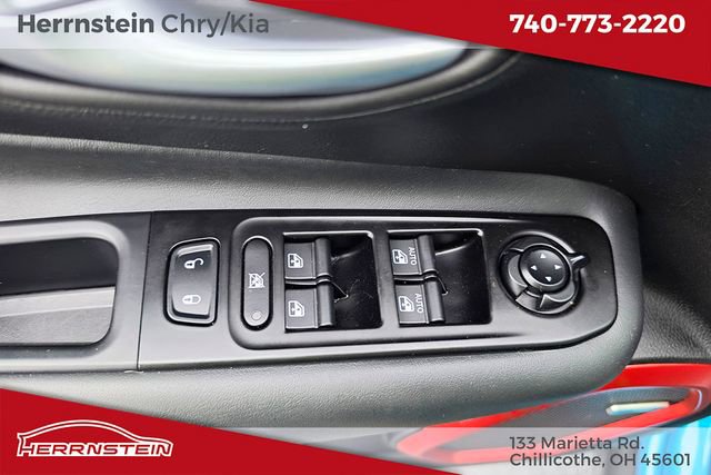 Used 2021 Jeep Renegade Trailhawk w/ Sun & Sound Group image 15