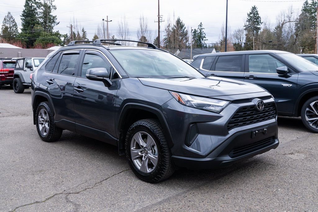 Used 2025 Toyota RAV4 XLE w/ Convenience Package image 1