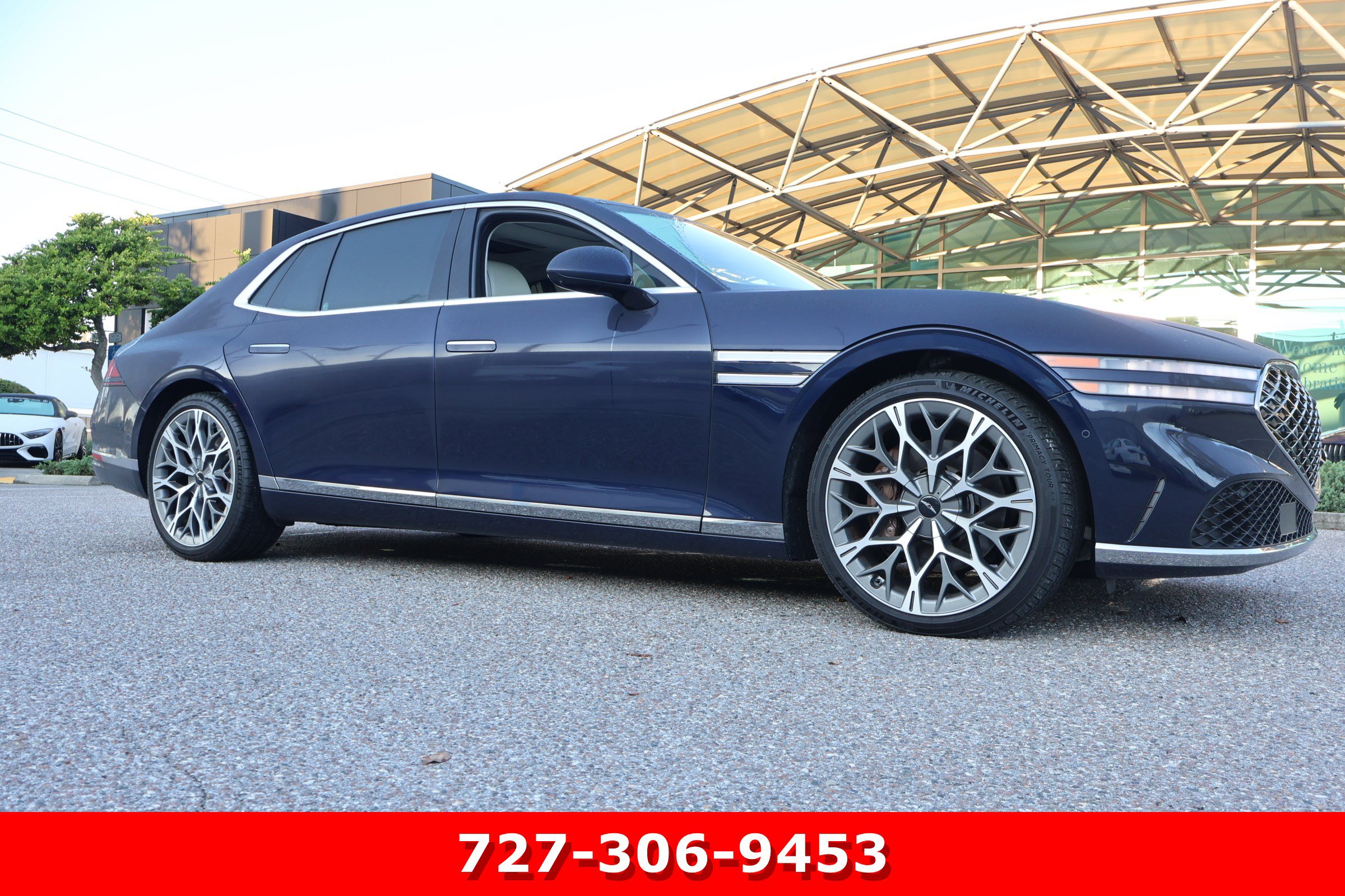 Used 2025 Genesis G90 3.5T AWD/4WD image 12
