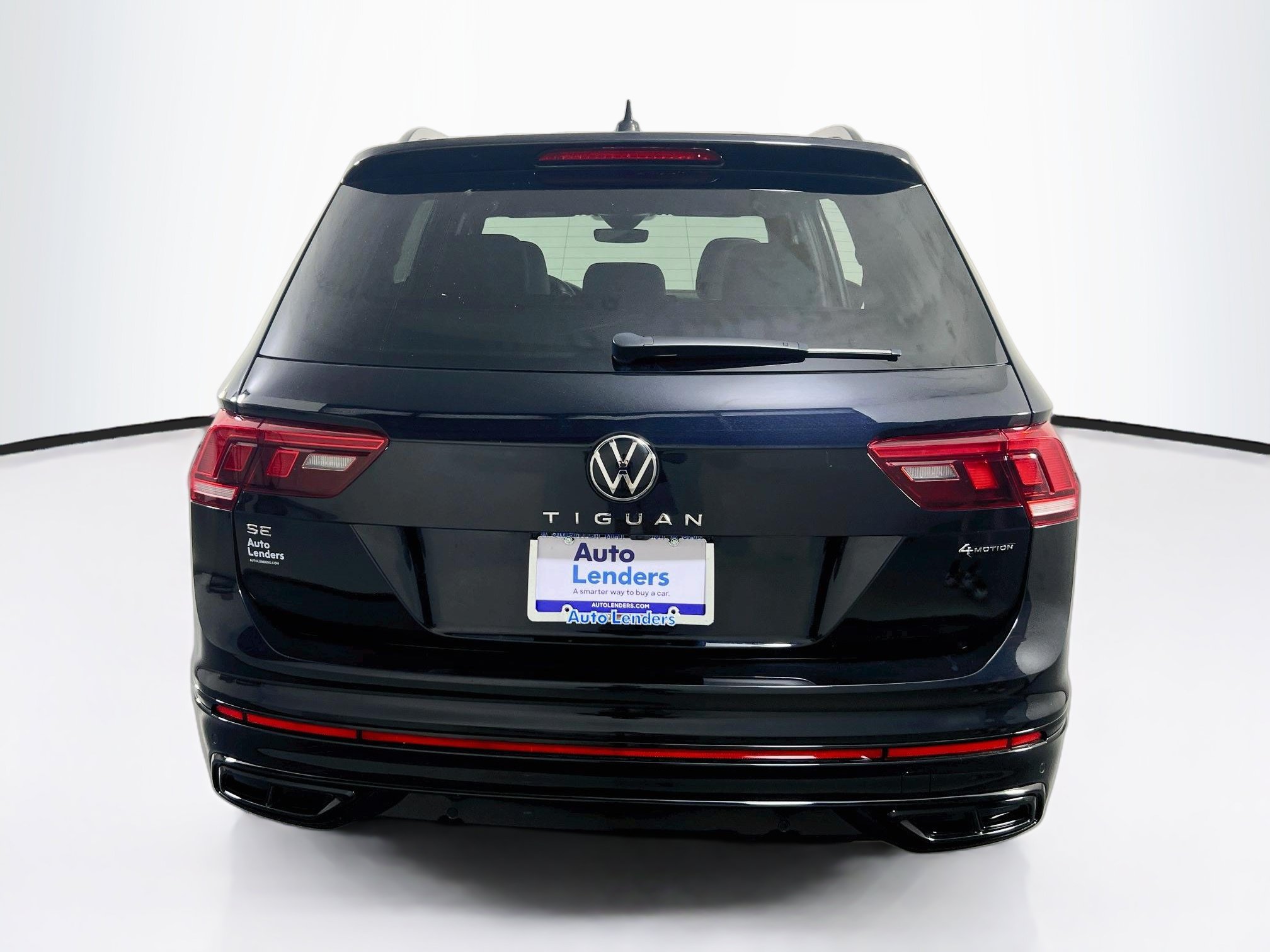 Used 2023 Volkswagen Tiguan SE R-Line AWD/4WD image 6