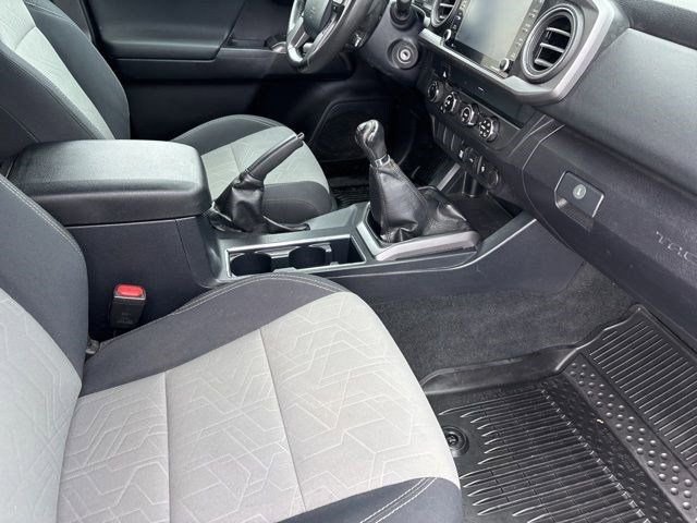 Used 2020 Toyota Tacoma TRD Off-Road image 36