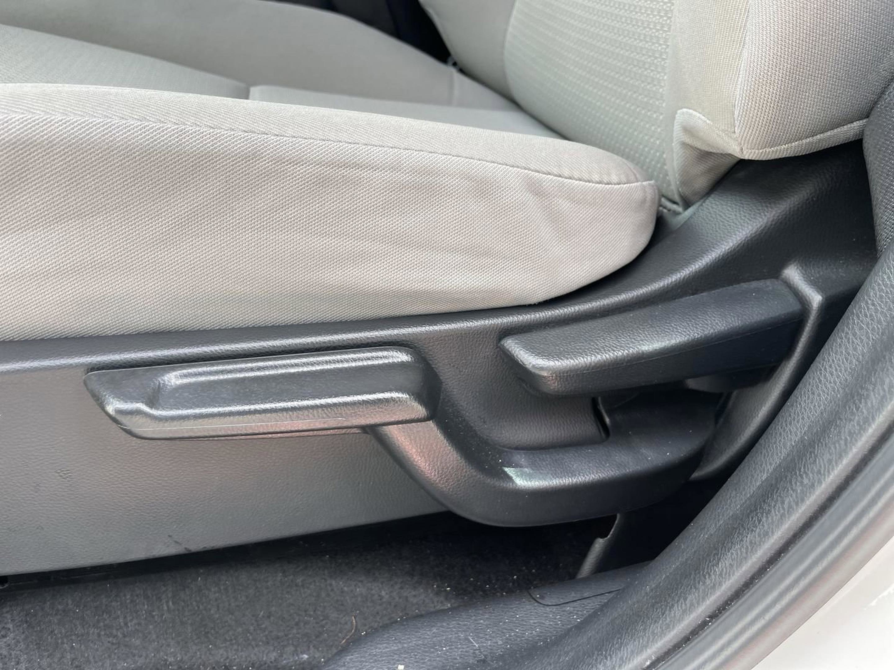 Used 2022 Honda HR-V LX image 14