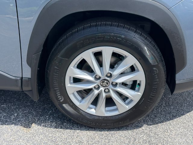 Certified 2023 Toyota Corolla Cross LE FWD image 9