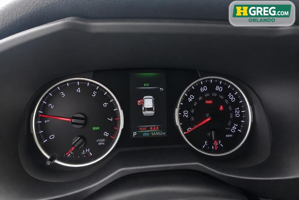 Used 2021 Toyota RAV4 XLE FWD image 8