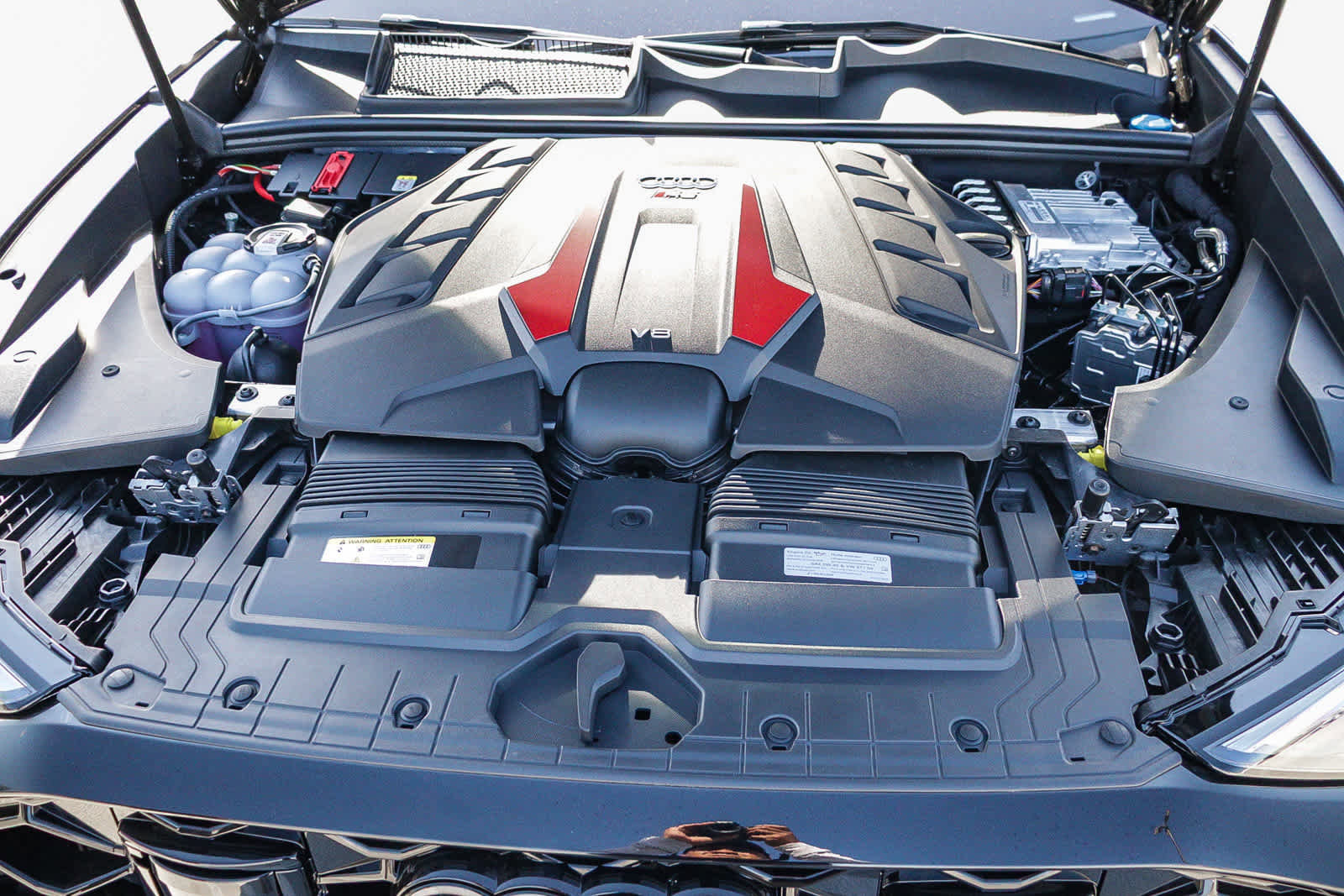 New 2025 Audi RS Q8 performance image 37