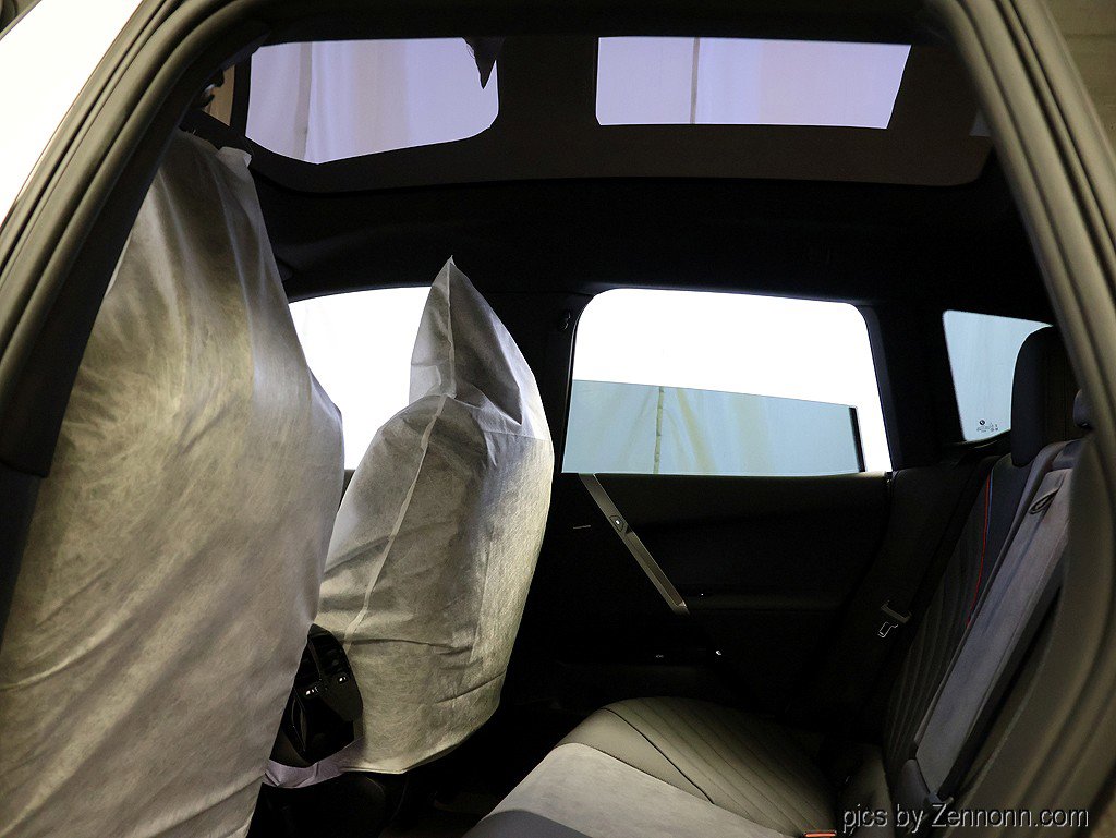 New 2026 BMW iX xDrive45 w/ M Sport Package image 15