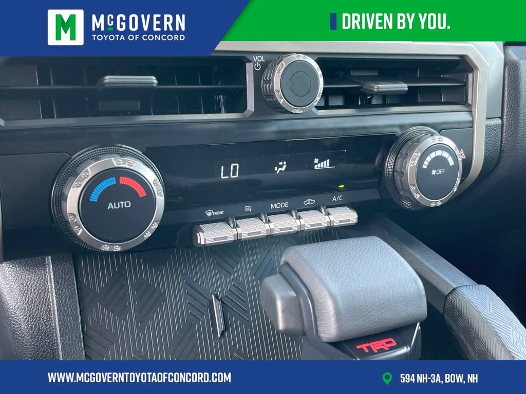 Used 2024 Toyota Tacoma TRD Off-Road AWD/4WD image 24