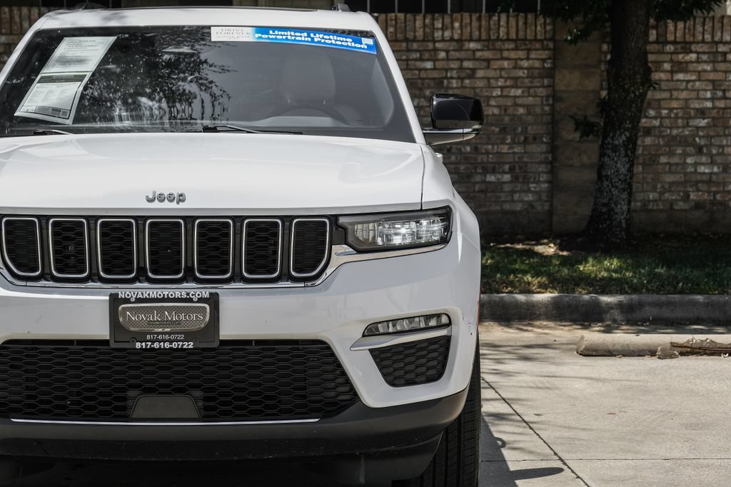 Used 2023 Jeep Grand Cherokee Limited RWD image 63