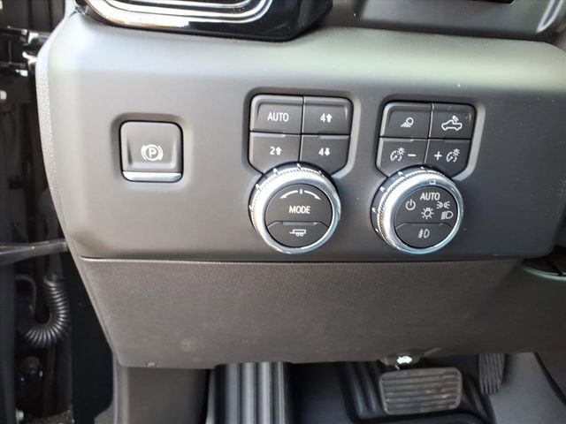 New 2026 GMC Sierra 1500 AT4X image 18