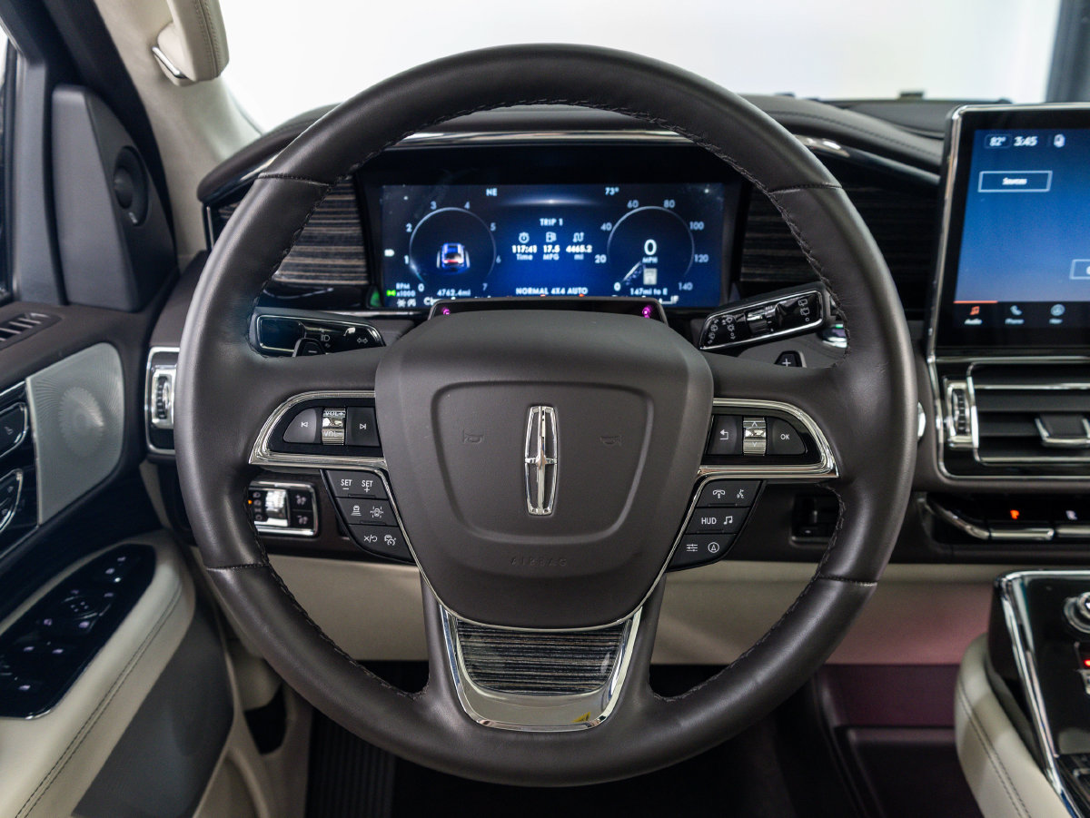 Used 2024 Lincoln Navigator Black Label AWD/4WD image 20