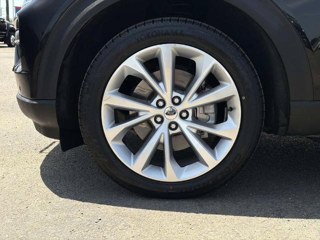 Certified 2022 Ford Explorer Platinum w/ Technology Package AWD/4WD image 28