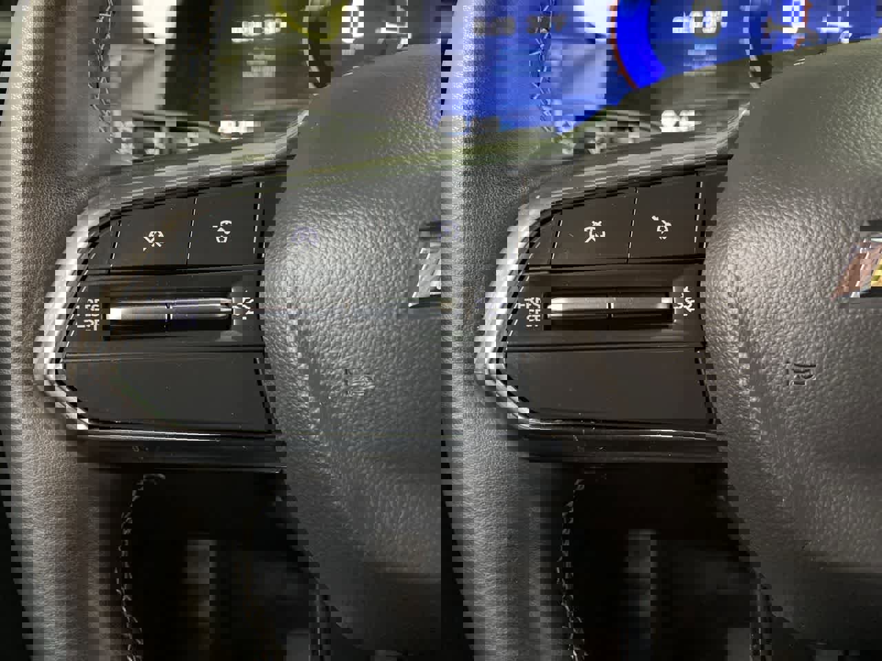 Used 2024 Chevrolet Blazer EV LT image 20