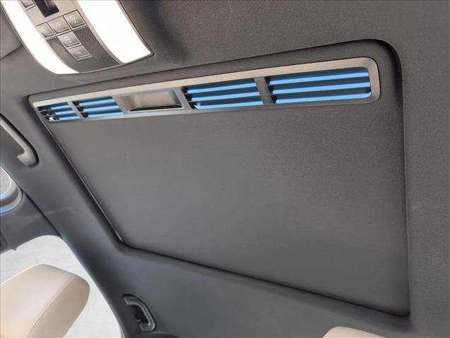 Used 2013 Mercedes-Benz E 350 BlueTEC Sedan image 15