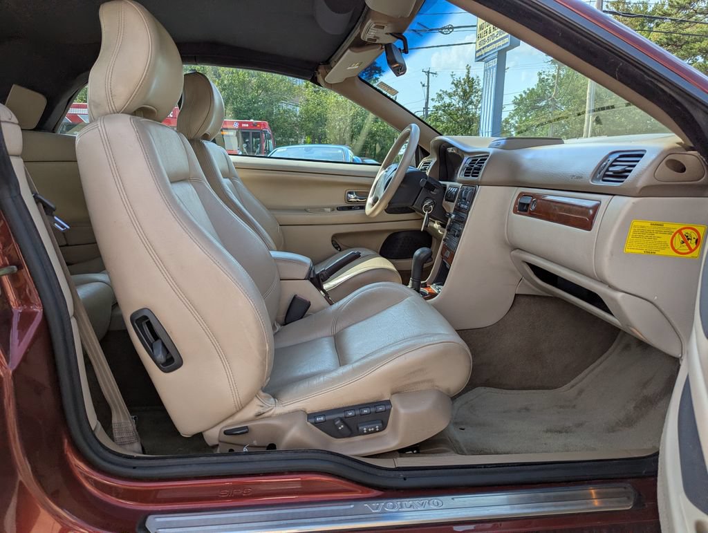 Used 2000 Volvo C70 LT FWD image 28