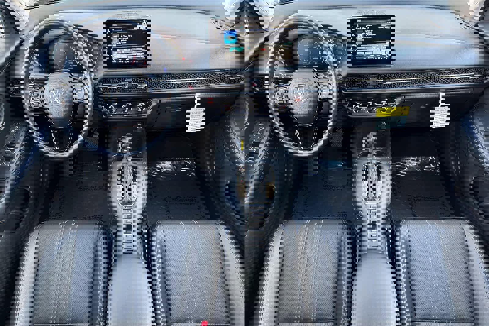 Used 2025 Honda HR-V EX-L image 3