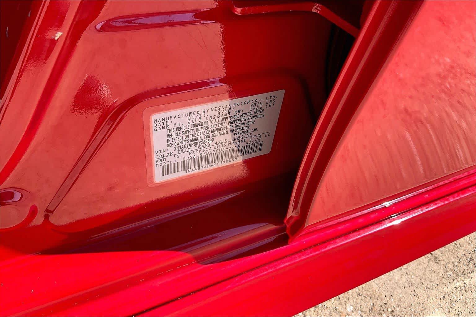 Used 2019 Nissan Sentra SR FWD image 27