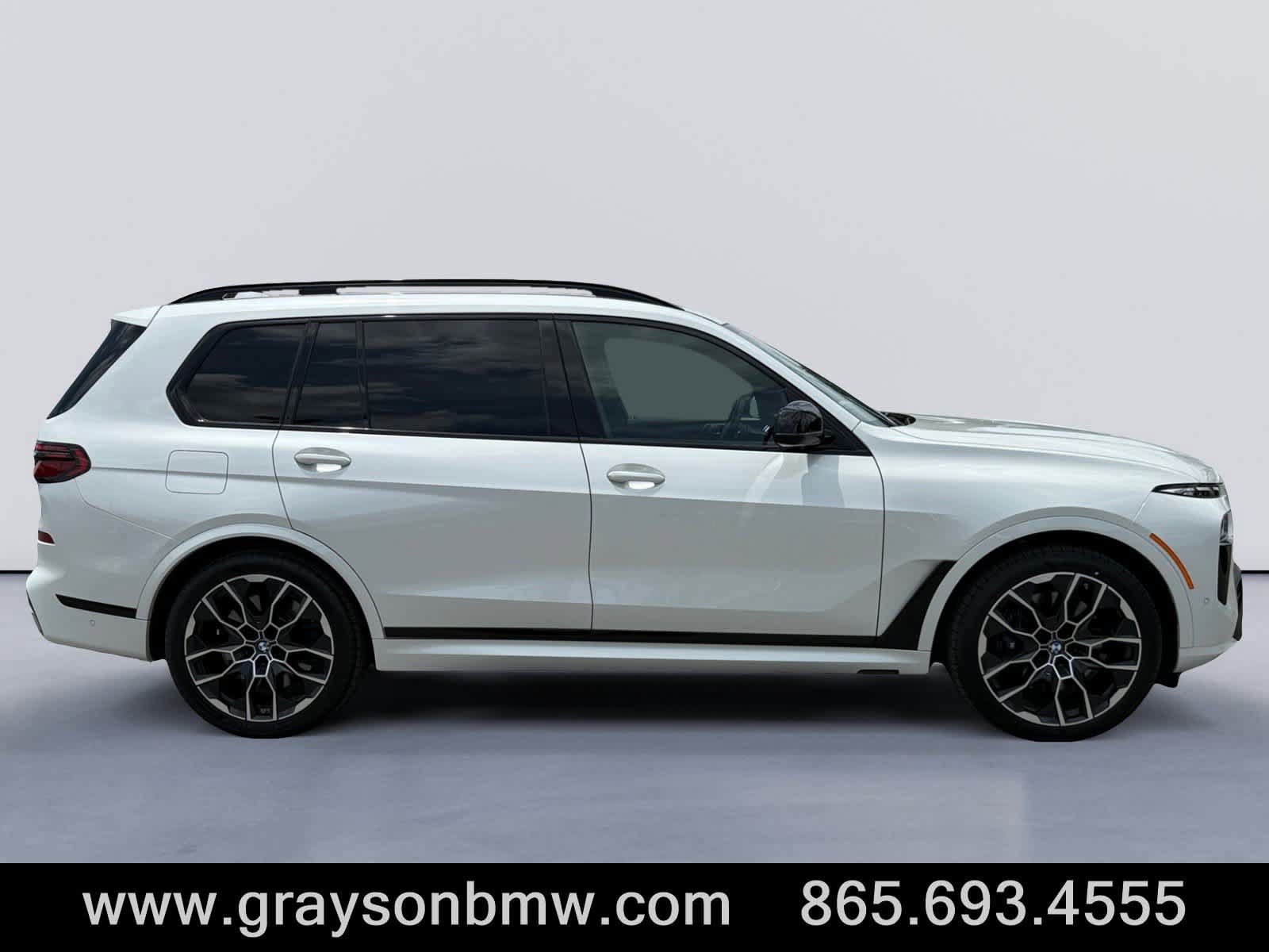 Used 2026 BMW X7 M60i AWD/4WD image 2