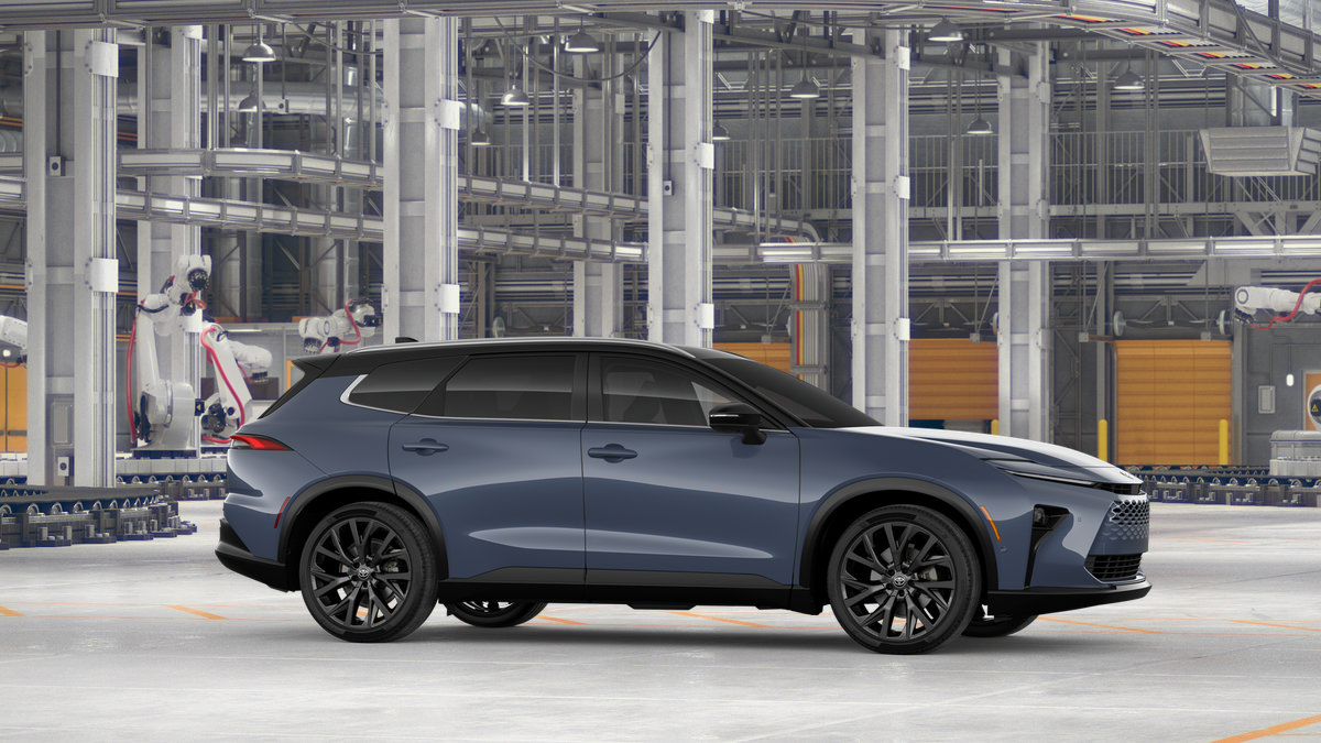 New 2026 Toyota Crown Signia AWD/4WD image 15