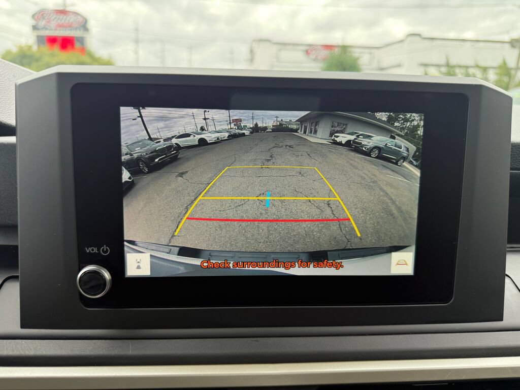 Used 2025 Toyota Tacoma SR RWD image 16