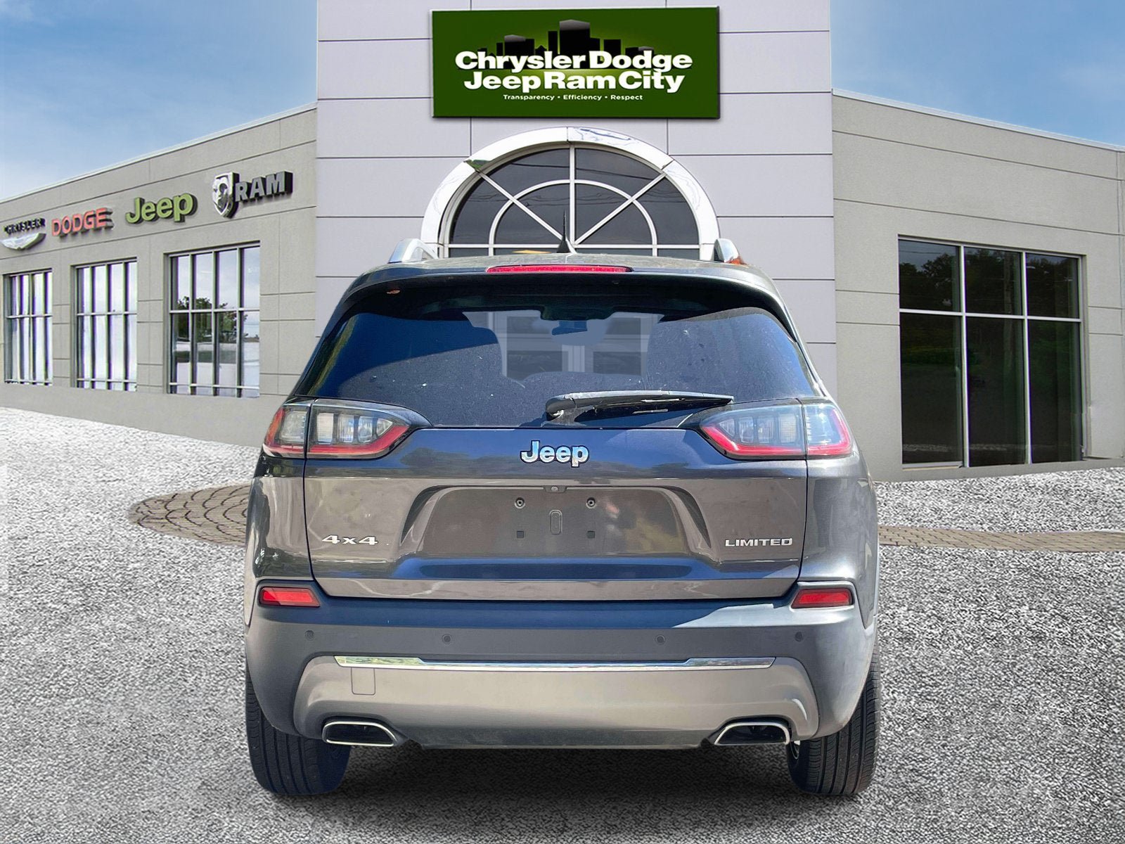 Used 2019 Jeep Cherokee Limited AWD/4WD image 6