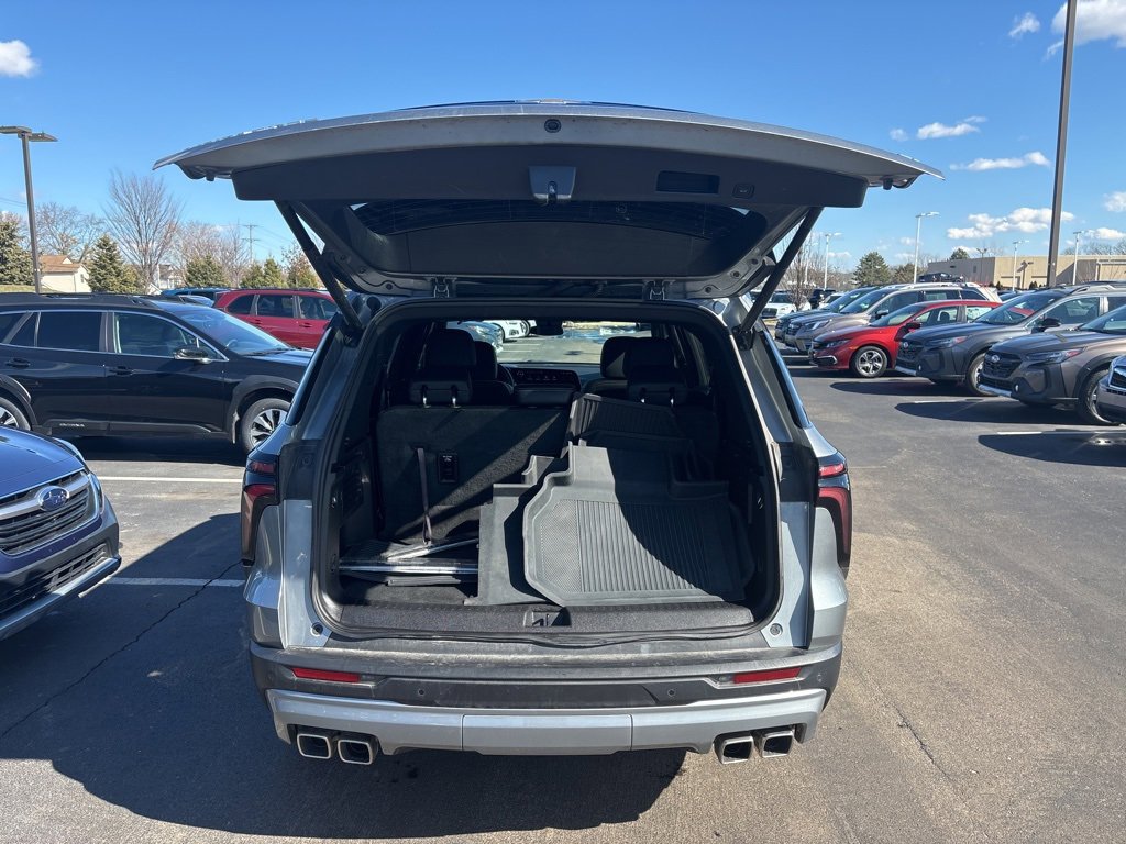 Used 2024 Chevrolet Traverse LT w/ LPO, Floor Liner Package image 7