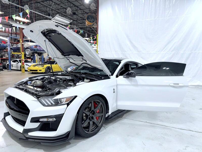 Used 2021 Ford Mustang Shelby GT500 w/ Carbon Fiber Track Pack image 14