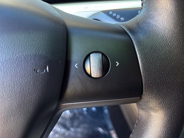 Used 2022 Tesla Model 3 Performance AWD/4WD image 18