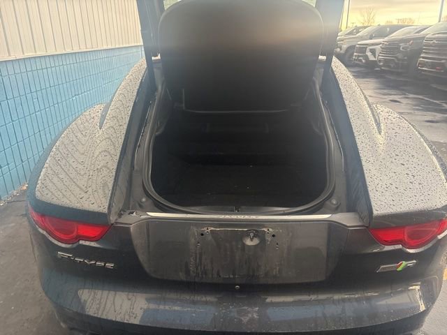Used 2016 Jaguar F-TYPE R image 4
