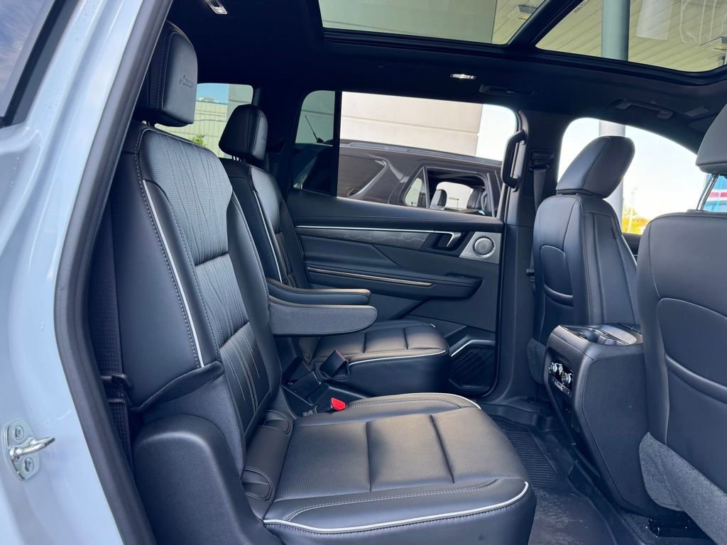 Used 2026 Buick Enclave Avenir w/ Super Cruise Package image 28