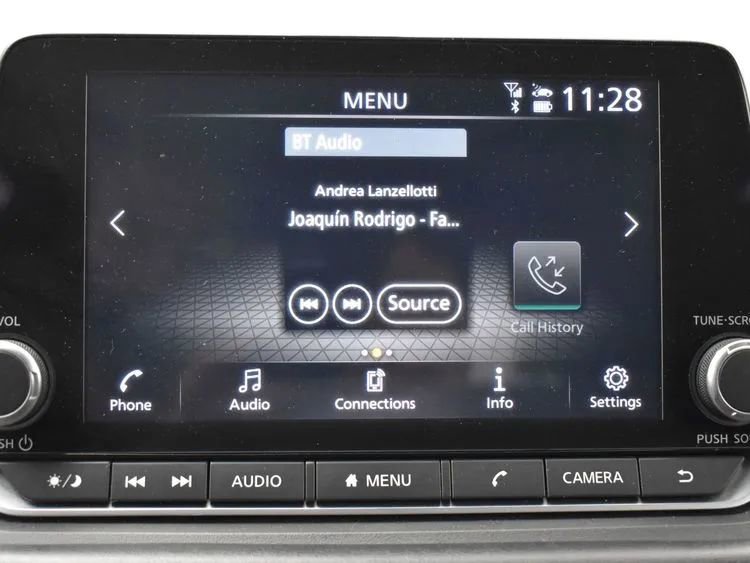 Used 2023 Nissan Rogue SV image 30