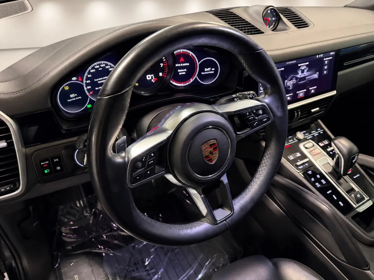 Used 2019 Porsche Cayenne S AWD/4WD image 10