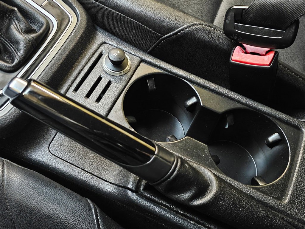 Used 2015 Volkswagen Golf SE image 30