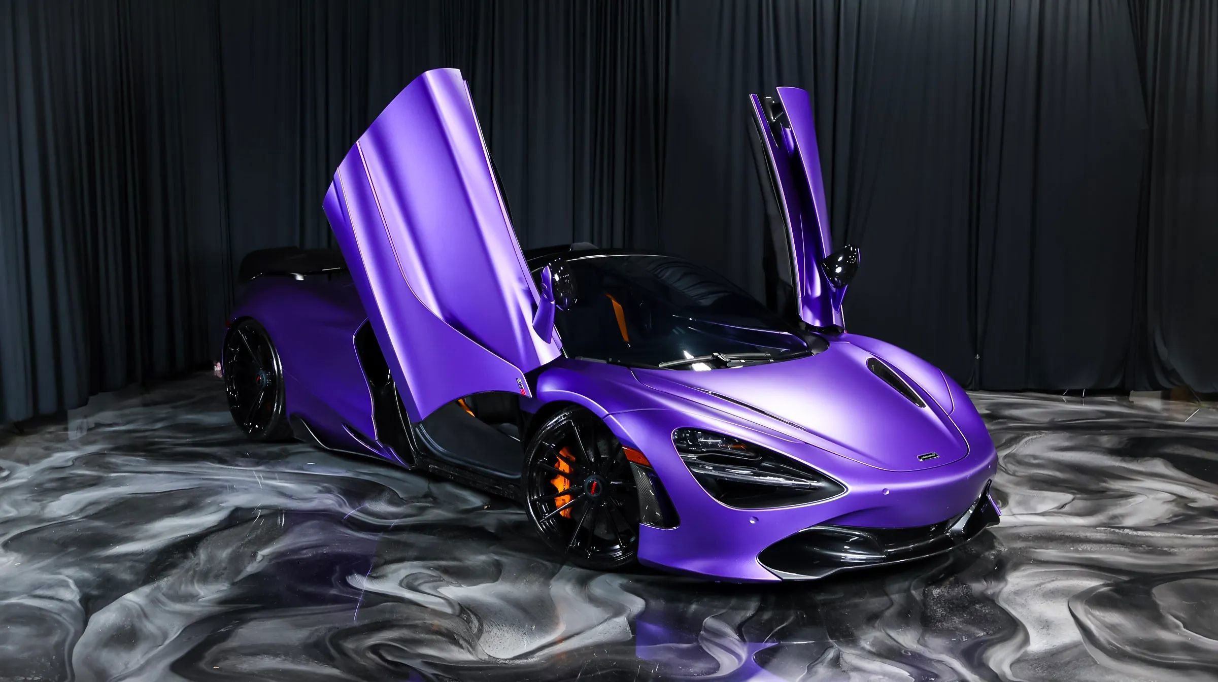 Used 2020 McLaren 720S Spider RWD image 8