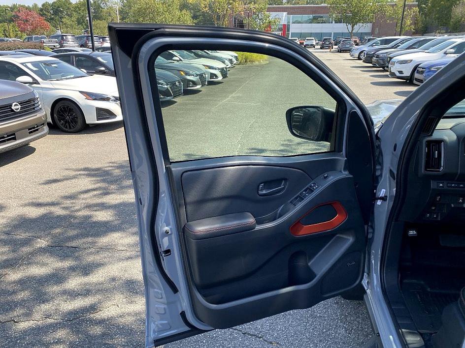 New 2026 Nissan Frontier PRO-4X image 7