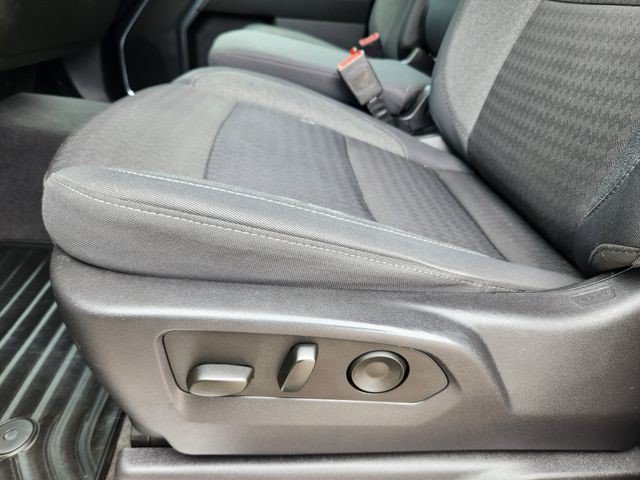 Used 2024 Chevrolet Silverado 1500 LT AWD/4WD image 10