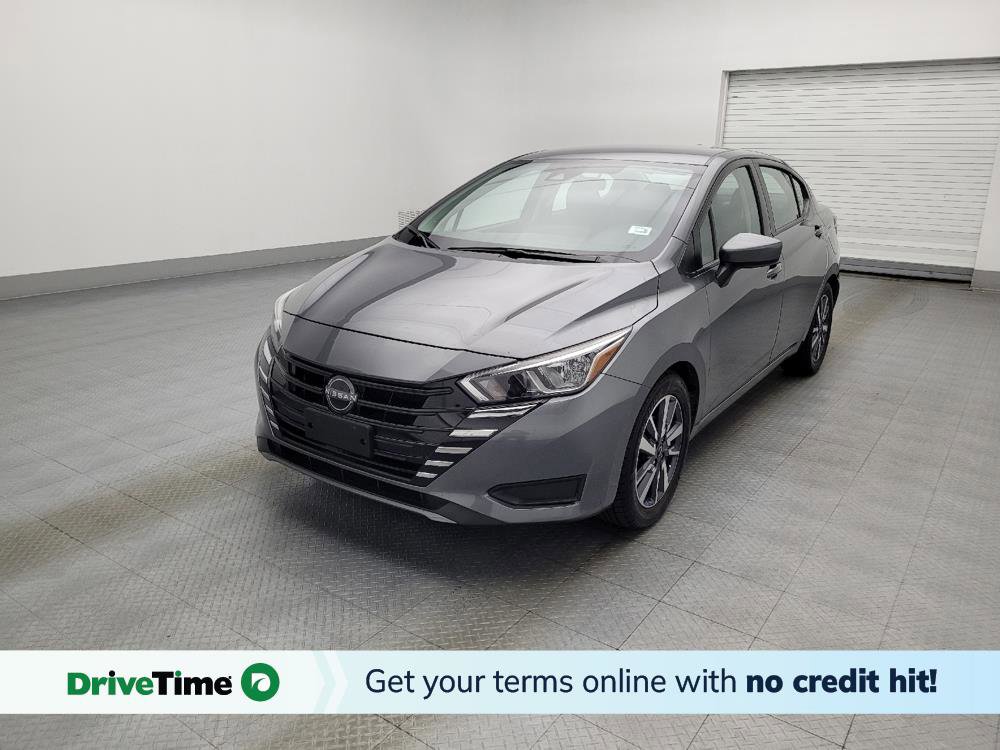 Used 2023 Nissan Versa SV image 1