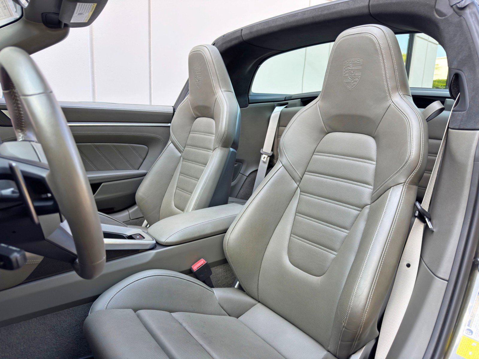 Used 2022 Porsche 911 Targa 4 GTS image 42