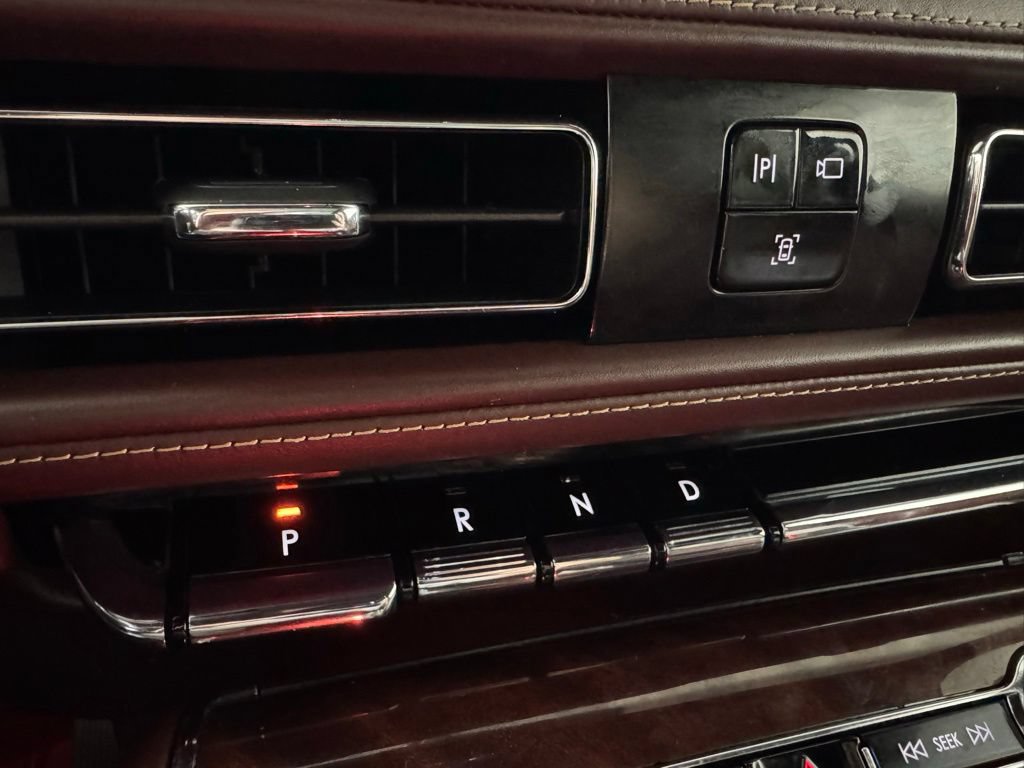 Certified 2023 Lincoln Aviator Black Label w/ Dynamic Handling Package AWD/4WD image 32