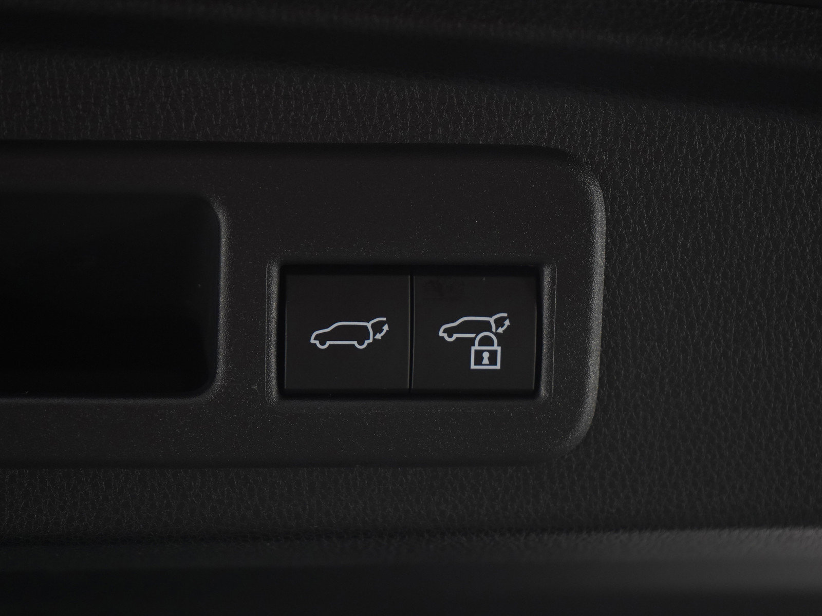 Used 2025 Toyota 4Runner TRD Off-Road Premium image 17