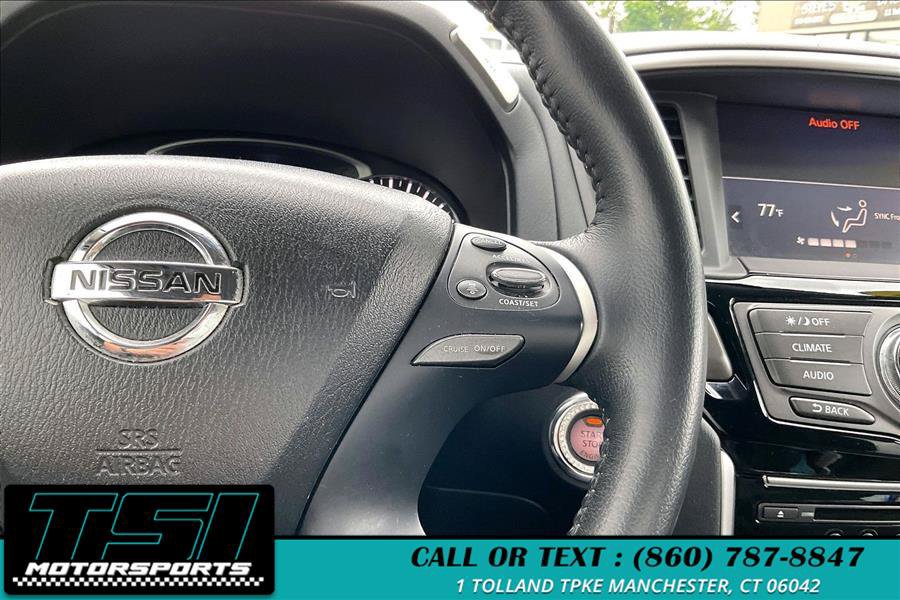 Used 2020 Nissan Pathfinder SV FWD image 17