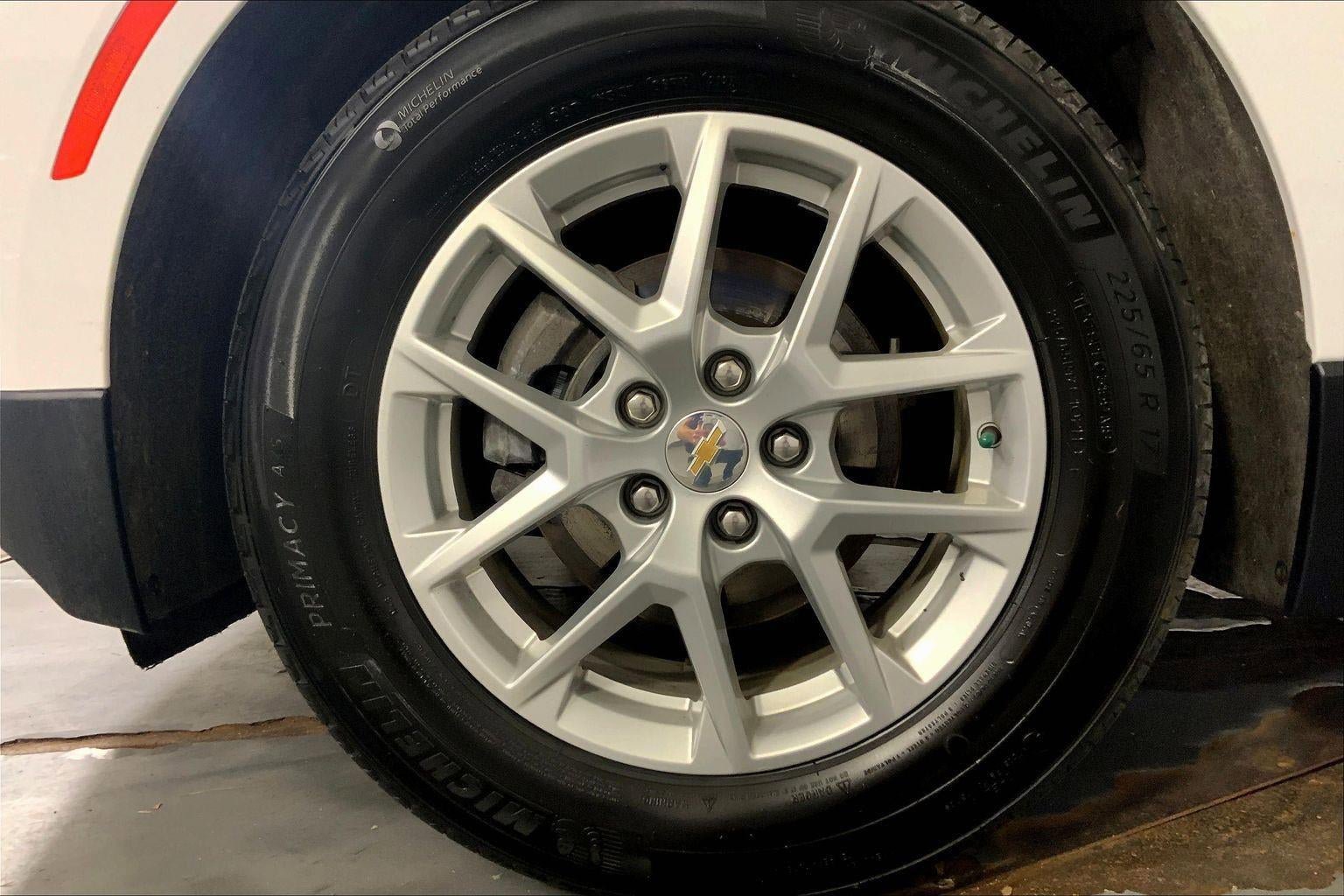 Used 2024 Chevrolet Equinox LT image 9