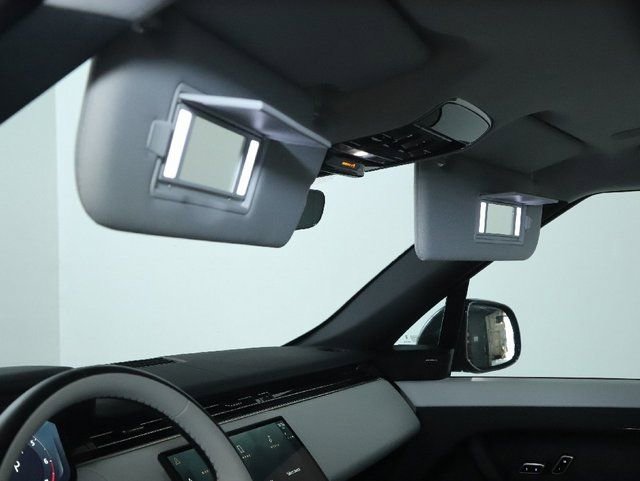 Used 2023 Land Rover Range Rover Sport SE Dynamic image 20
