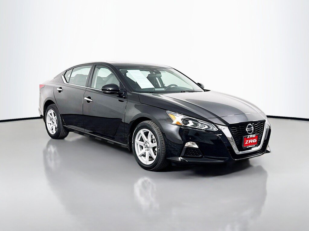 Used 2022 Nissan Altima 2.5 SV w/ SV Premium Package AWD/4WD image 7